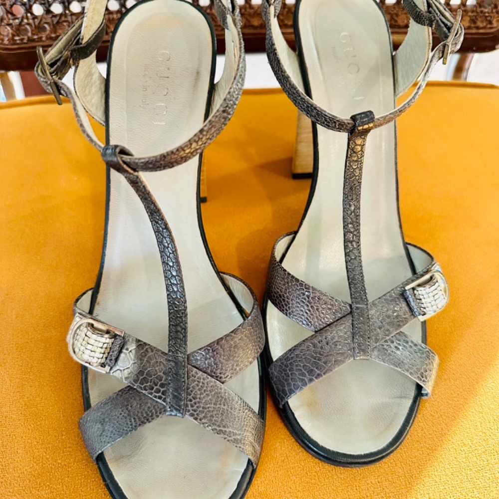 Vintage Gucci crocodile heels